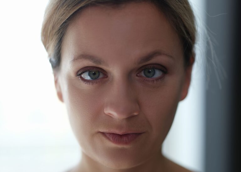 فهم وتصحيح حالات الحول: دليل شامل من قسم طب العيون، مستشفى برجيل، أبوظبي