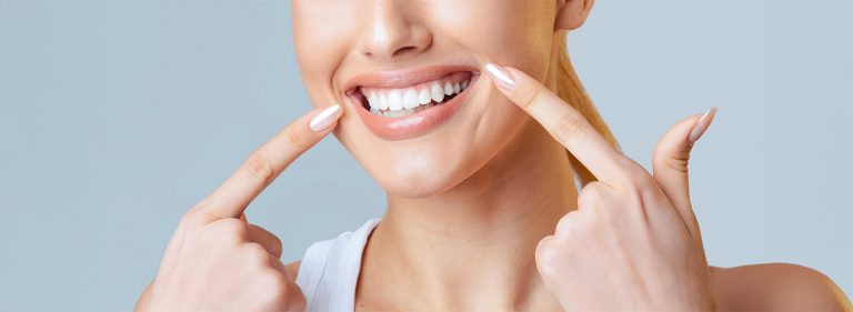 Smile Makeovers: Transforming Your Confidence with Cosmetic Dentistry 